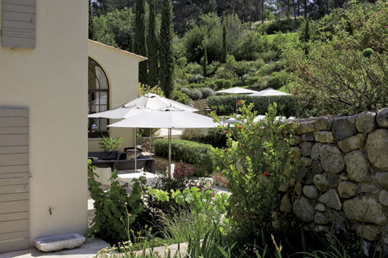 Immaculate and totally restored 7 bedroom 18th Century Bastide, with a vast