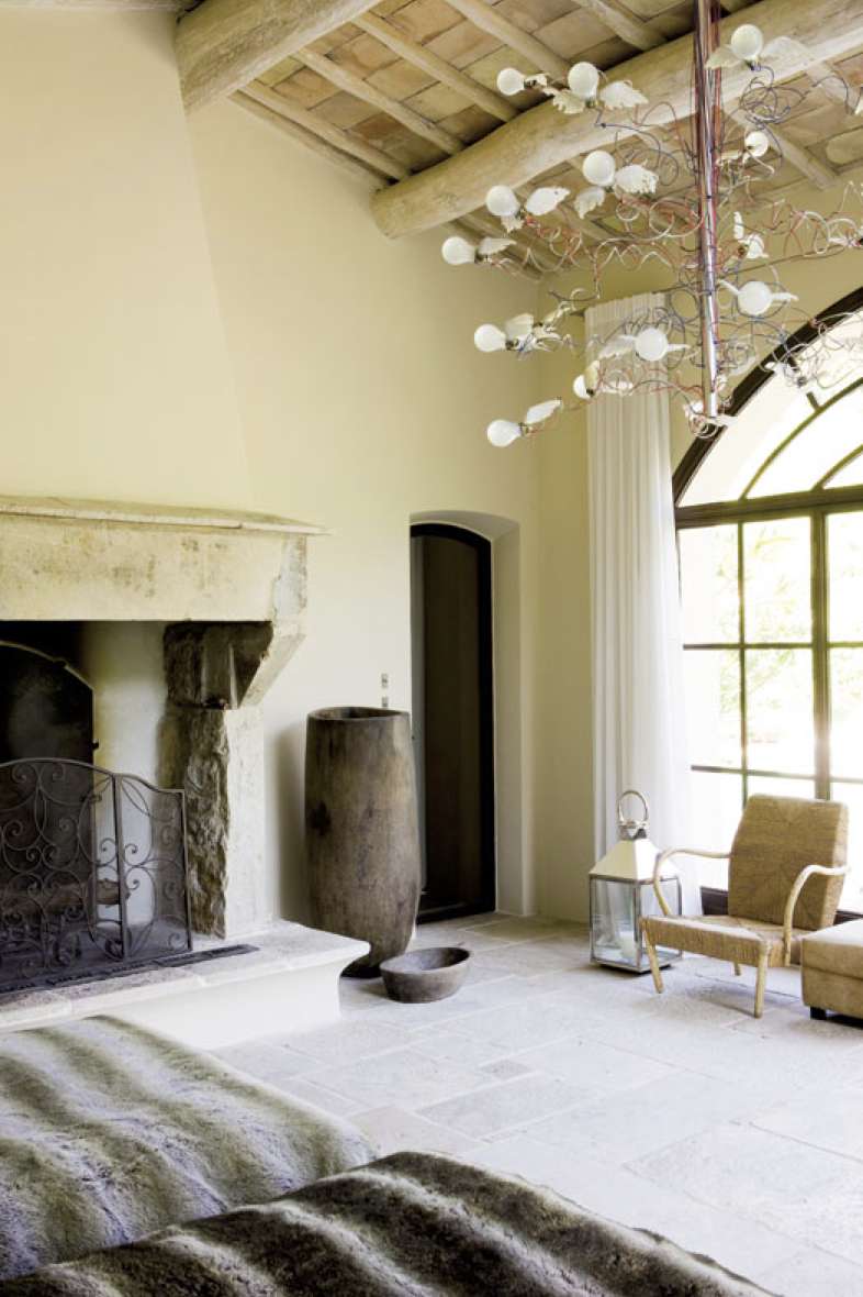 Immaculate and totally restored 7 bedroom 18th Century Bastide, with a vast