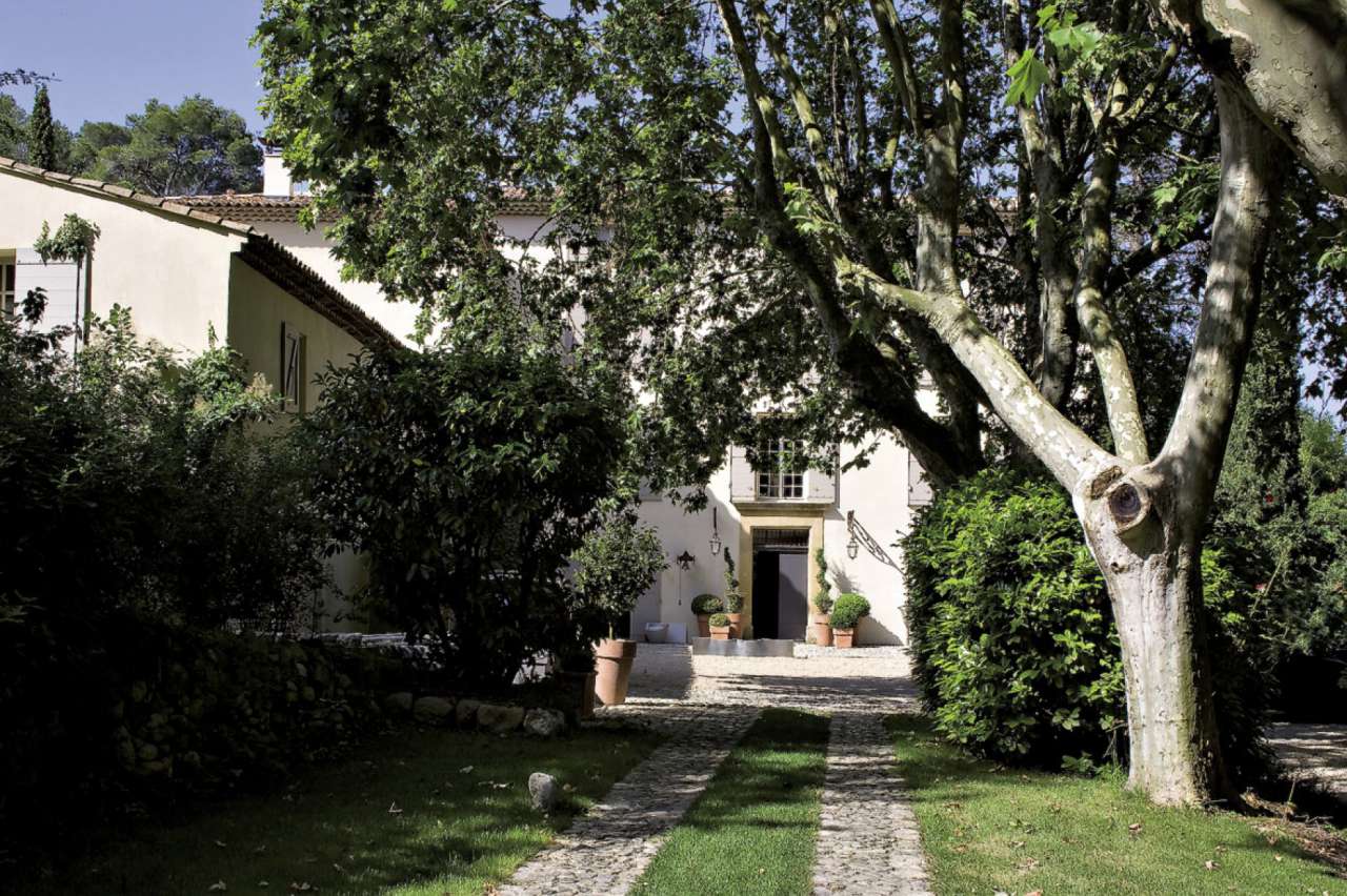 Immaculate and totally restored 7 bedroom 18th Century Bastide, with a vast