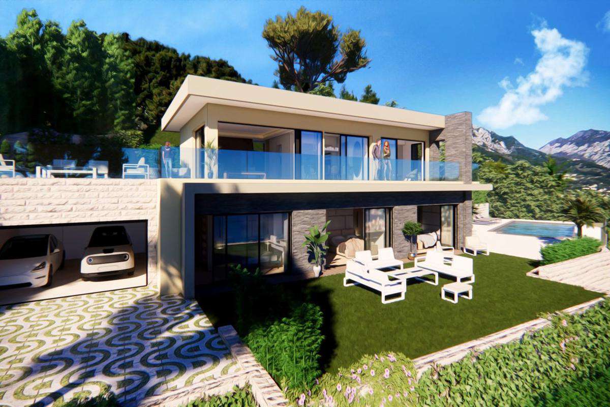 Enjoying breathtaking uninterrupted sea views from Italy to Monaco, is this