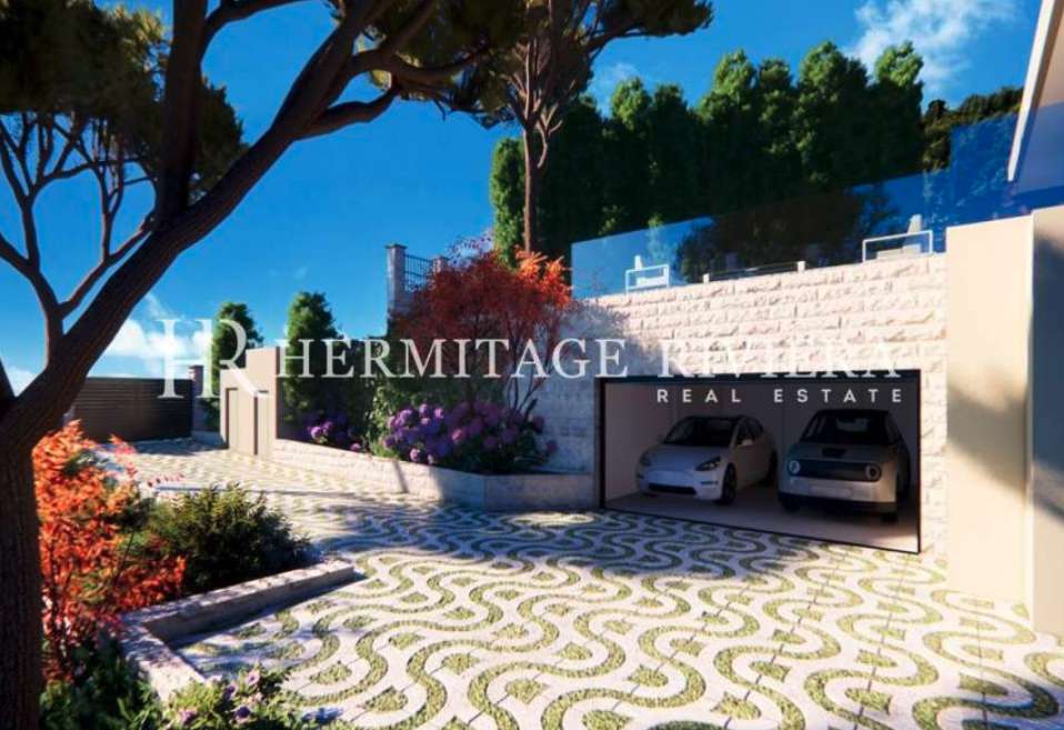 Enjoying breathtaking uninterrupted sea views from Italy to Monaco, is this