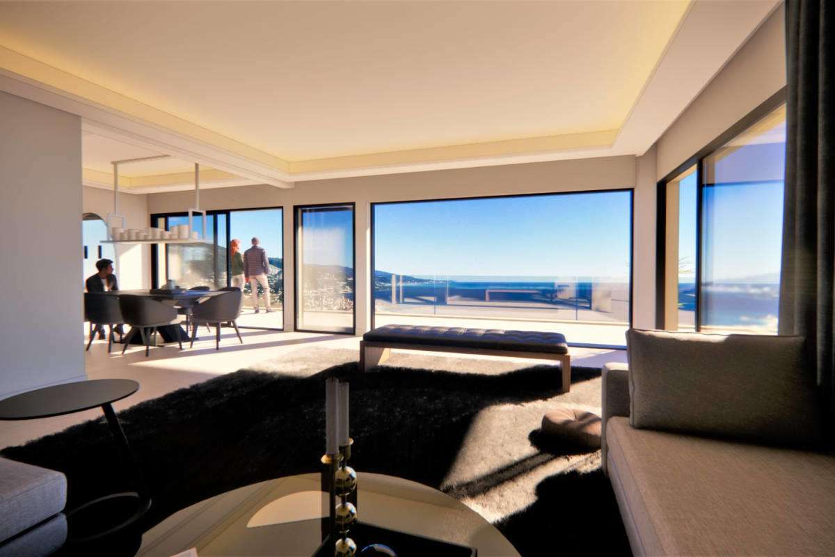 Enjoying breathtaking uninterrupted sea views from Italy to Monaco, is this