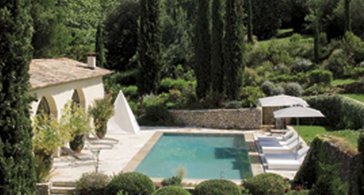 Beautifully renovated 7 bedroom luxury villa nestling in glorious landscape