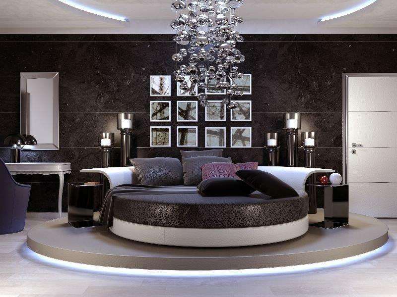 Absolutely exceptional 5 bedroom luxury villa with separate apartment, set