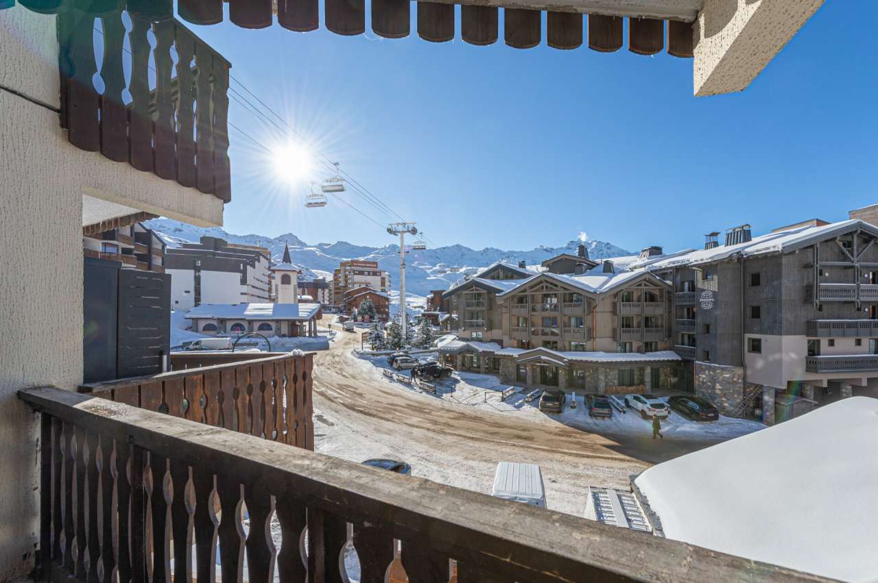 Tastefully and totally refurbished to a very high standard, using quality m