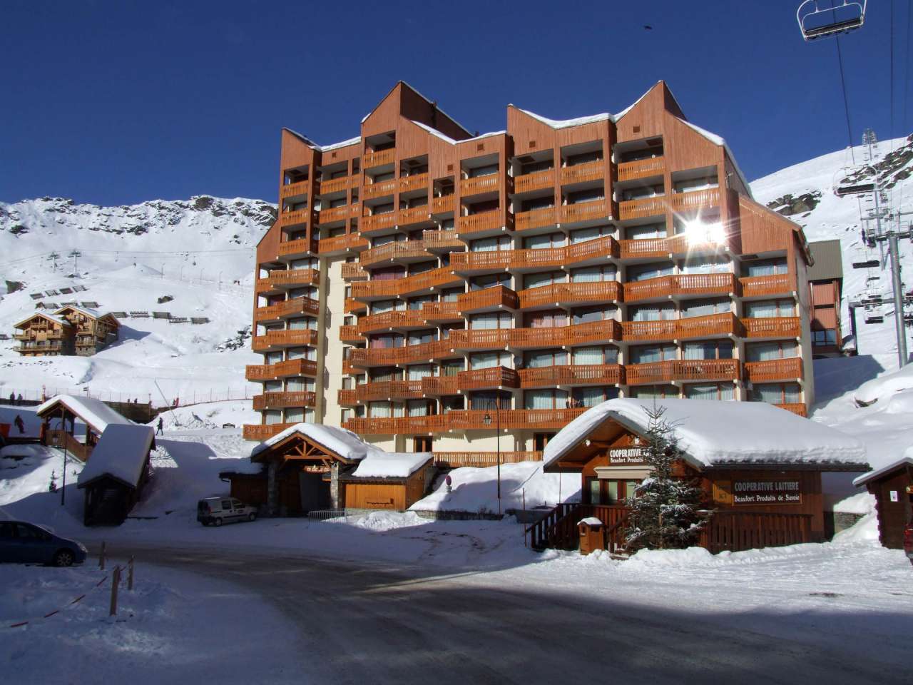 Tastefully and totally refurbished to a very high standard, using quality m