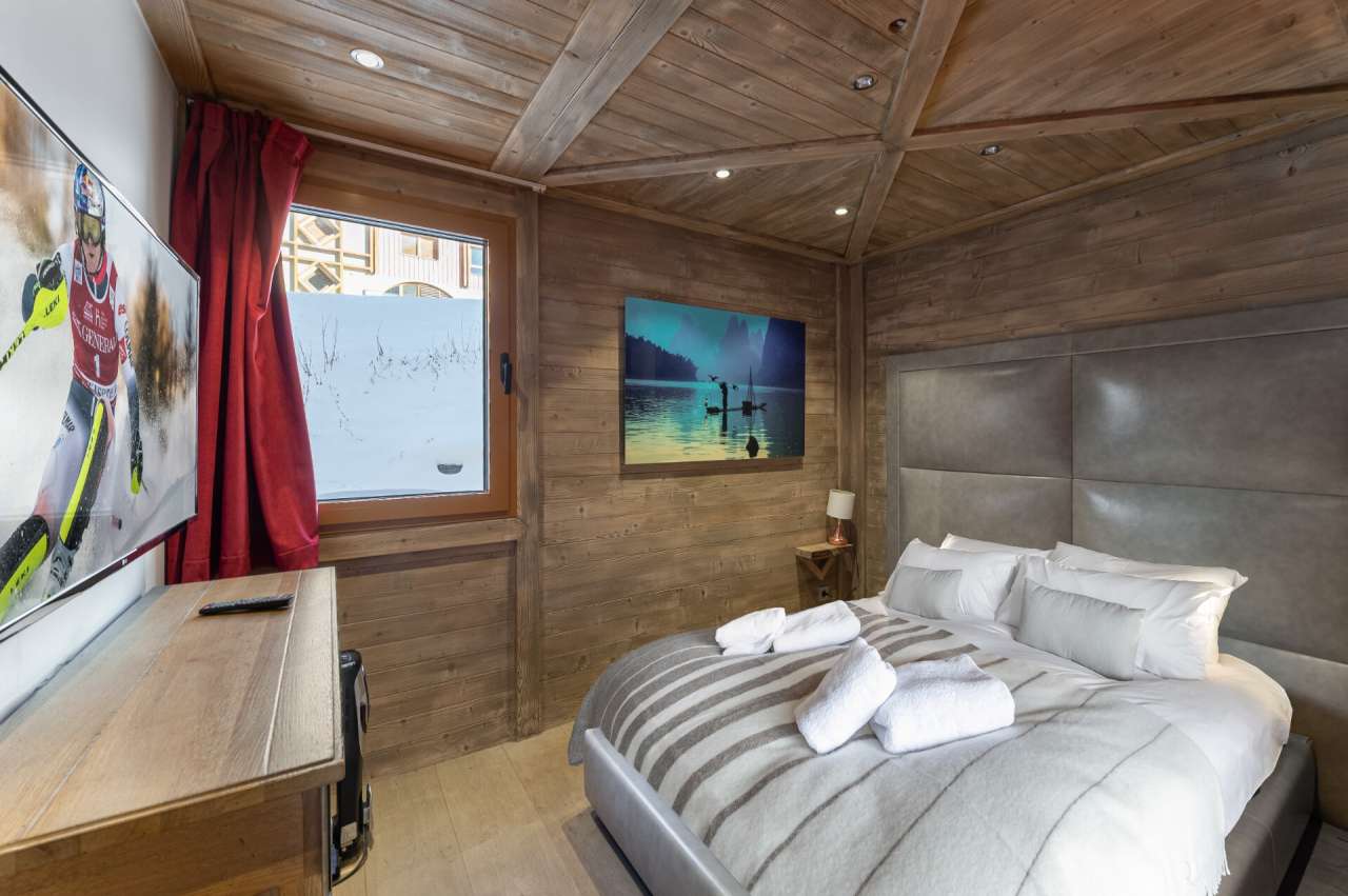 Tastefully and totally refurbished to a very high standard, using quality m