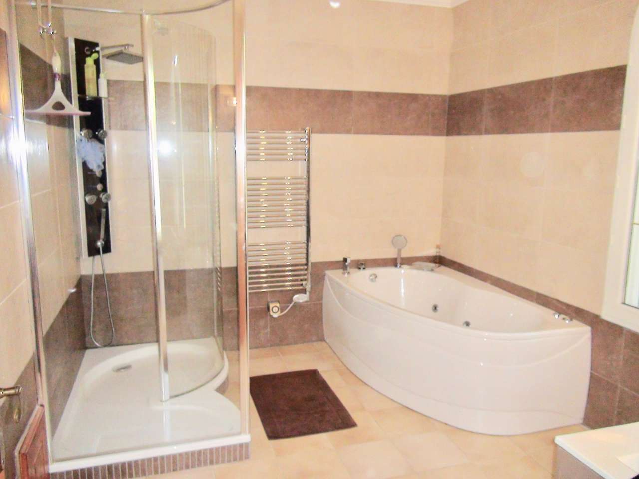 Beautifully renovated 3 bedroom 15th century Mediterranean style villa with