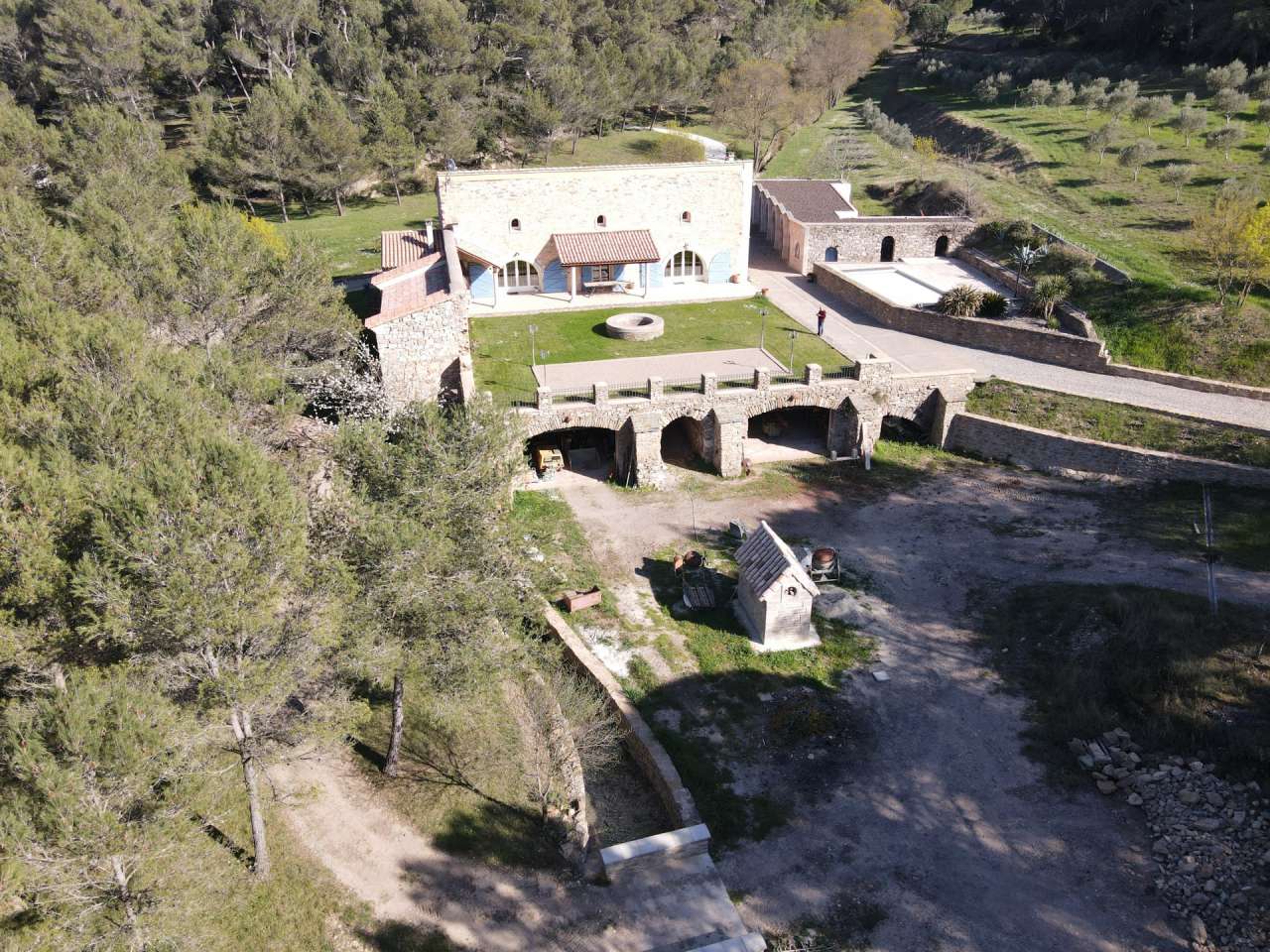 Beautifully renovated 3 bedroom 15th century Mediterranean style villa with