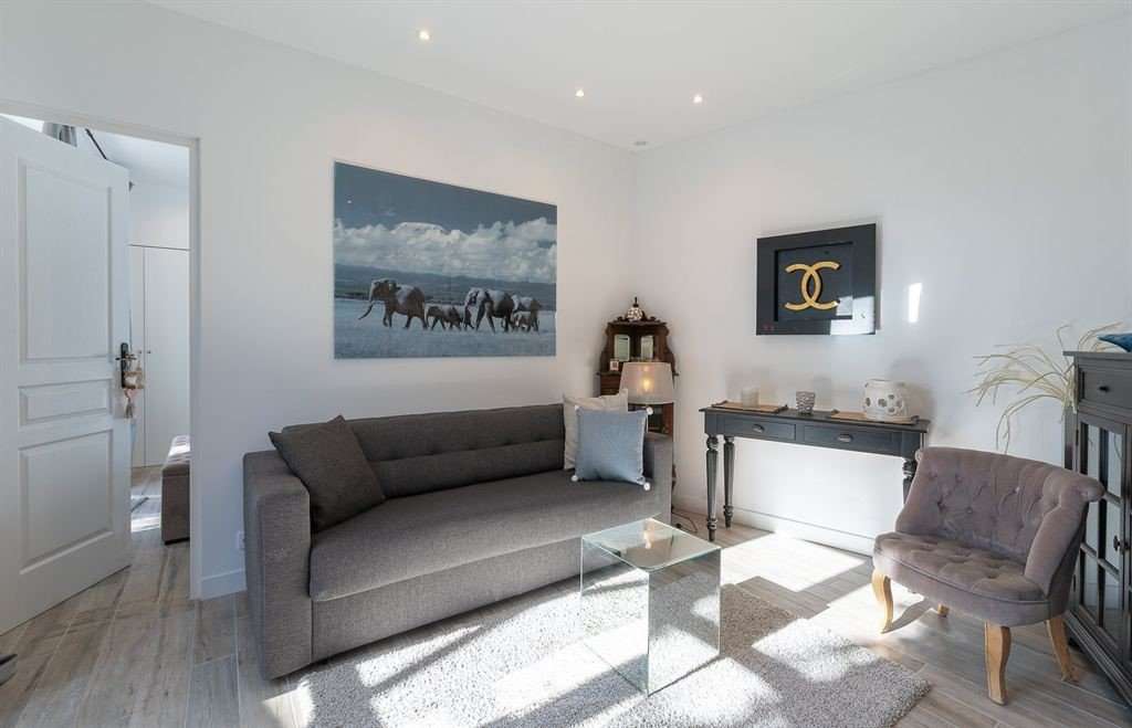 Enjoying fantastic uninterrupted sea and mountain views is this stunning 3