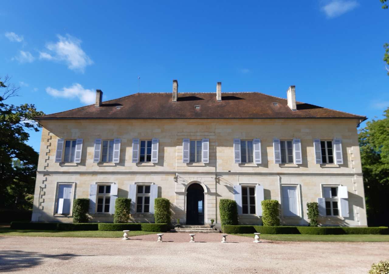 Immaculately maintained Chateau estate, which is ideally situated in a quie