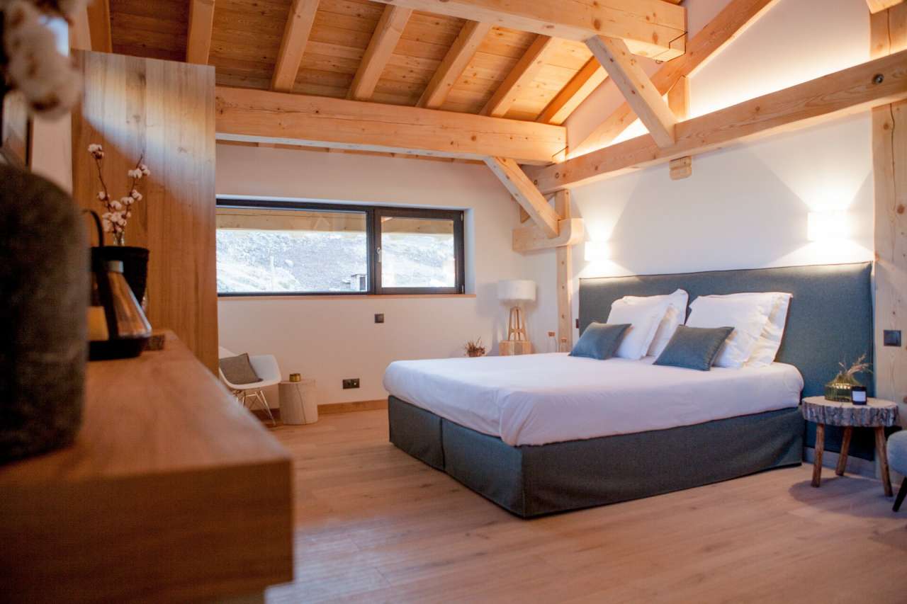 Stunning and unique 7 bedroom ski chalet, which is ideally situated within