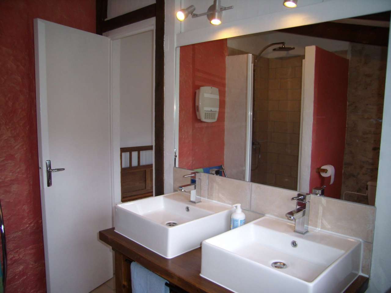 Superb and beautifully presented stone built farmhouse and 3 guest houses,