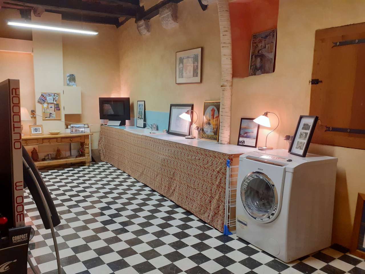 Charming and spacious 7 bedroom house full of character, offering flexible