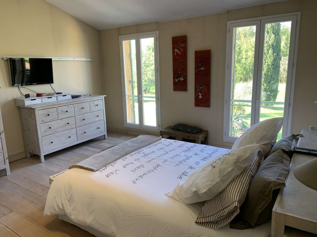 Nestling in over 9 acres of glorious landscaped gardens with expansive pool