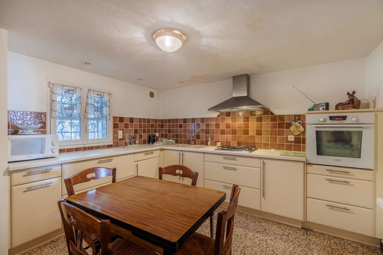 Charming 3 bedroom stone built farmhouse, ideally situated in a quiet setti