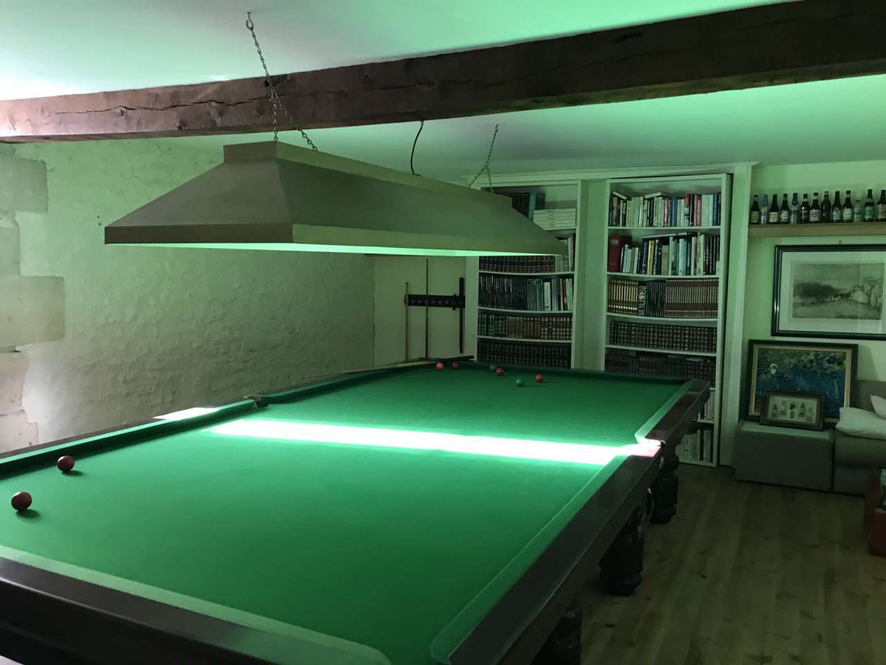 Grand, spacious and pretty 3 bedroom house, plus 2 additional independent d