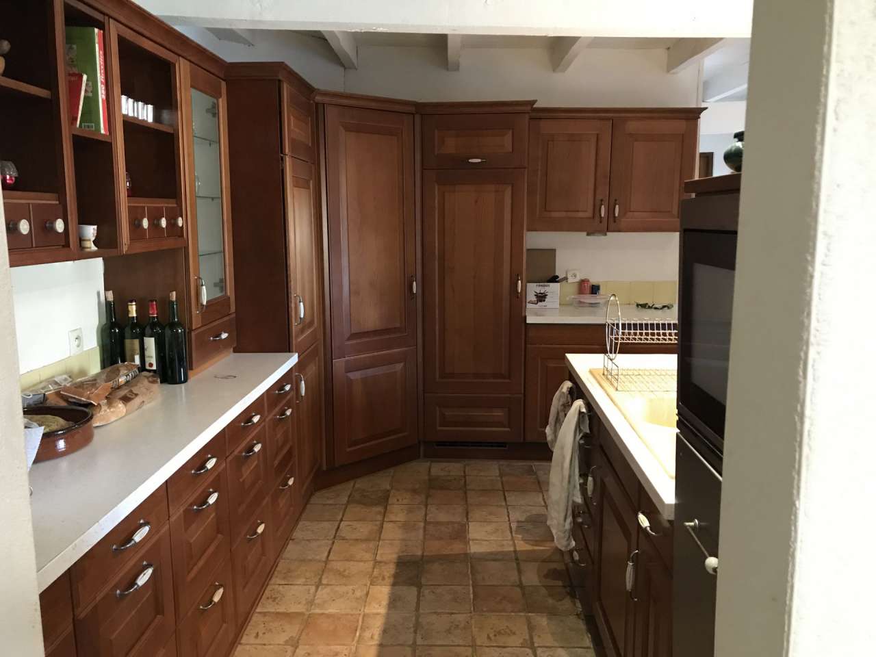 Grand, spacious and pretty 3 bedroom house, plus 2 additional independent d