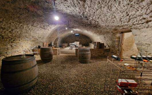 Stylish, spacious and beautifully refurbished 15 bedroom chateau, which is