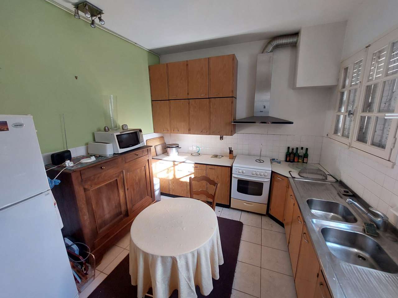 Full of character and charm, this substantial and uniquely positioned 10 mb