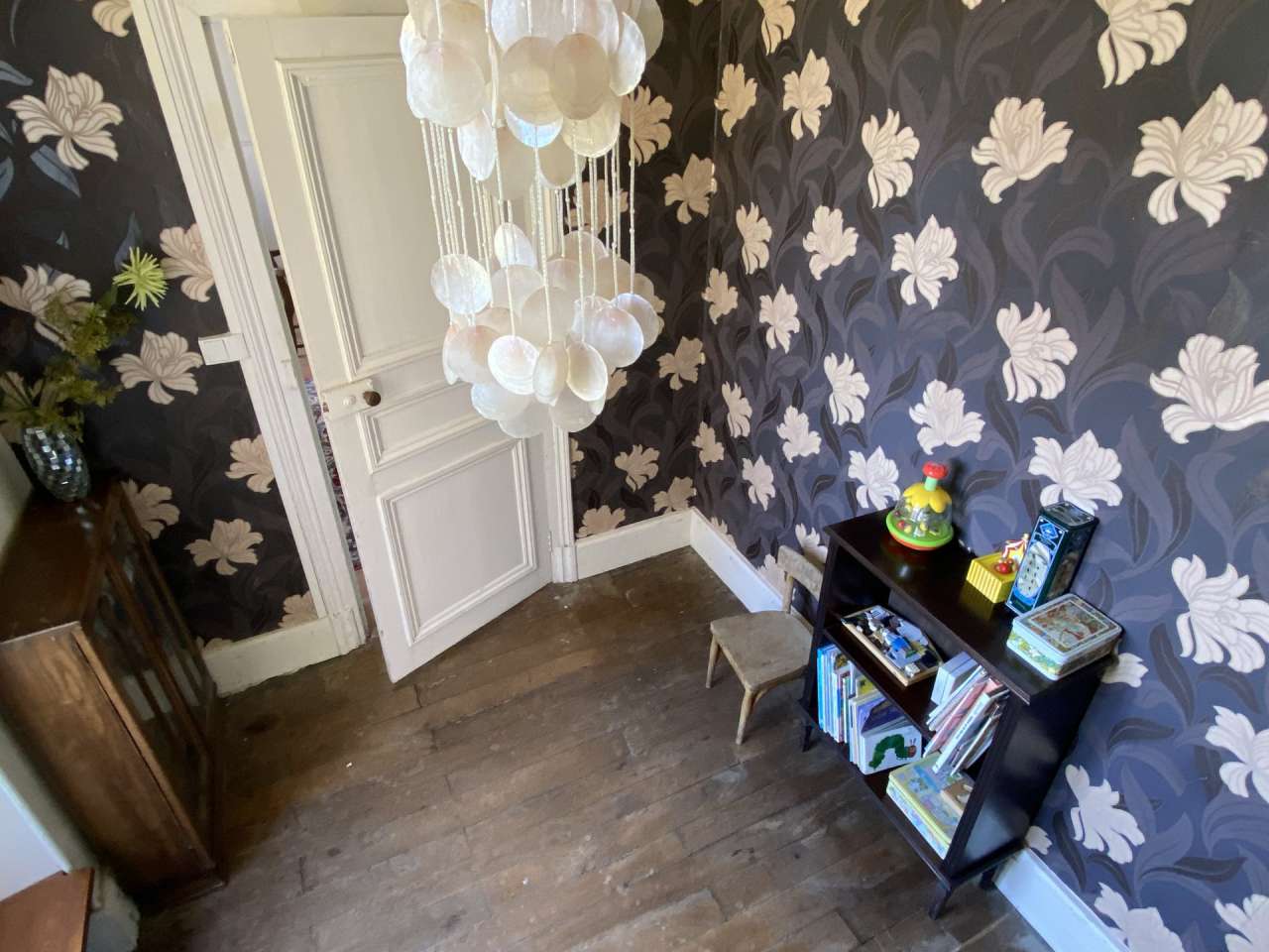 Characterful mini chateau in a picturesque location, set in grounds of over