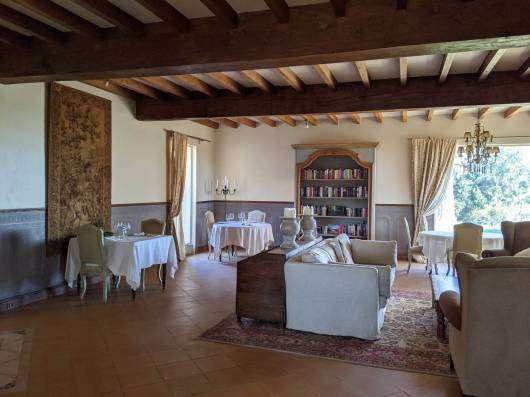 Full of character and charm and beautifully presented throughout, this spac