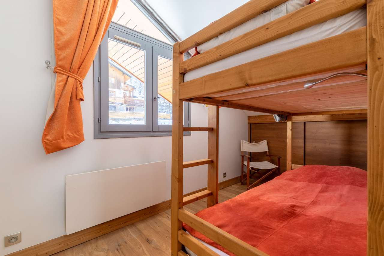 Stylish duplex apartment in the heart of Meribel with clear views from its