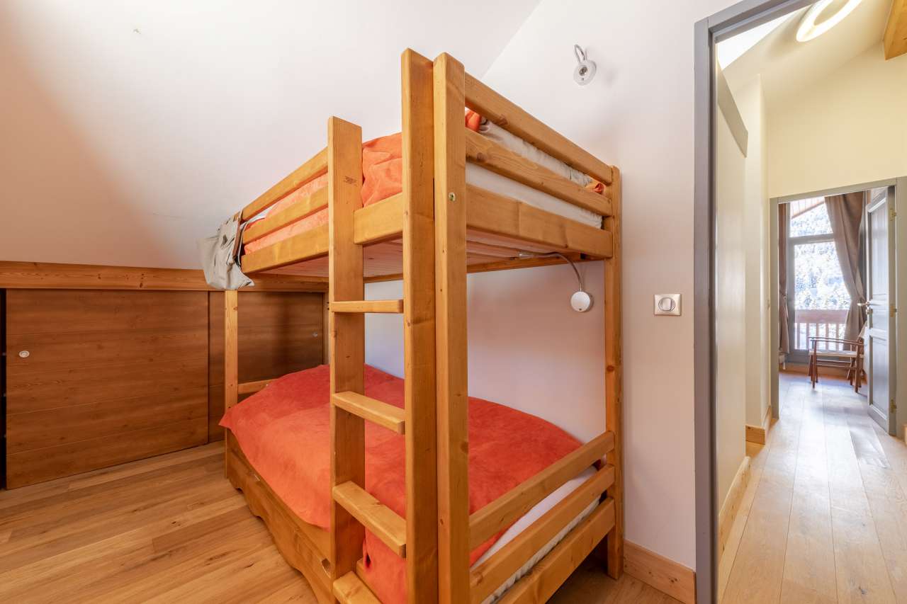 Stylish duplex apartment in the heart of Meribel with clear views from its