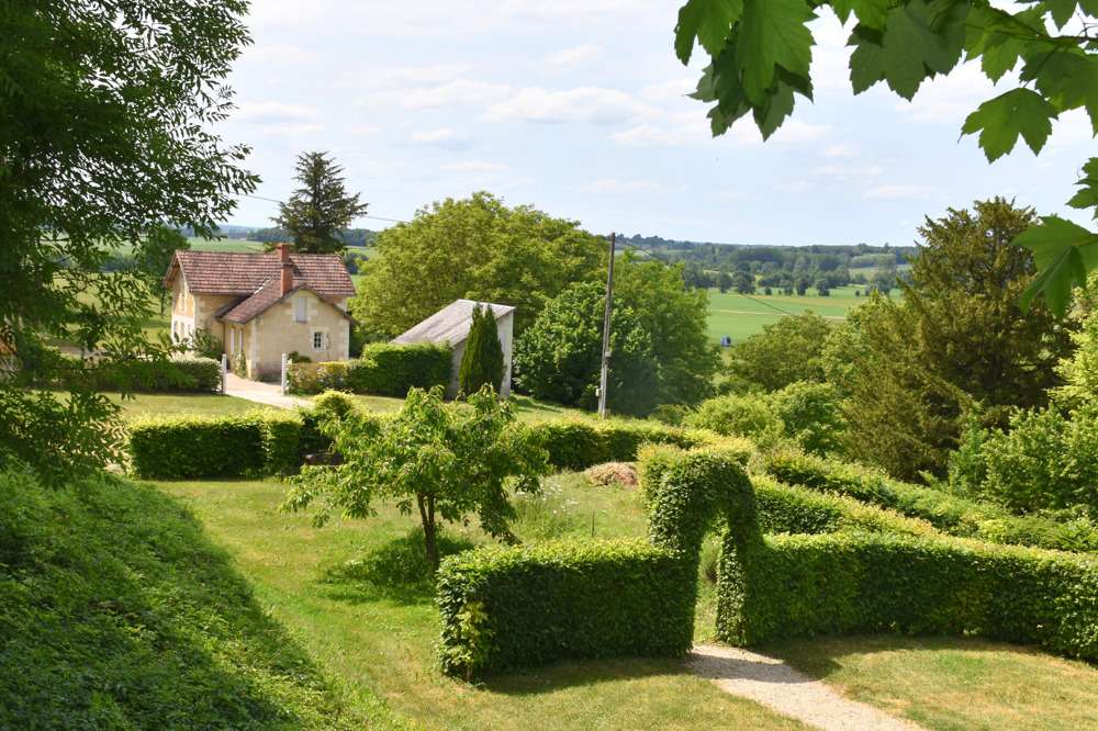 Historical 15 bedroom Chateau for sale with countryside view in Loches, Centre