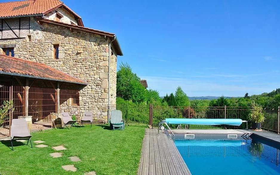 Producing 11 bedroom Farmhouse for sale with countryside view in