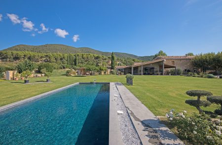 Farmhouse in Lourmarin