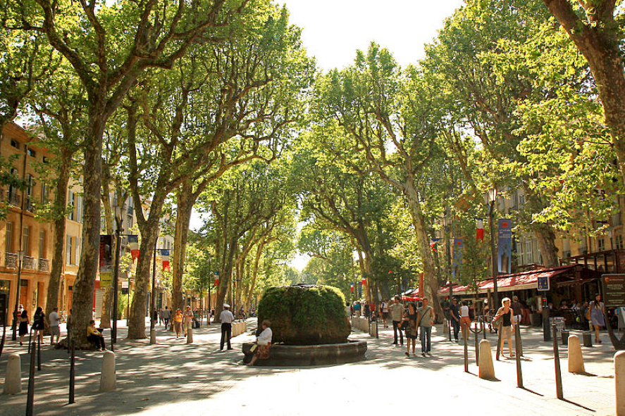 City square in Aix en Provence.