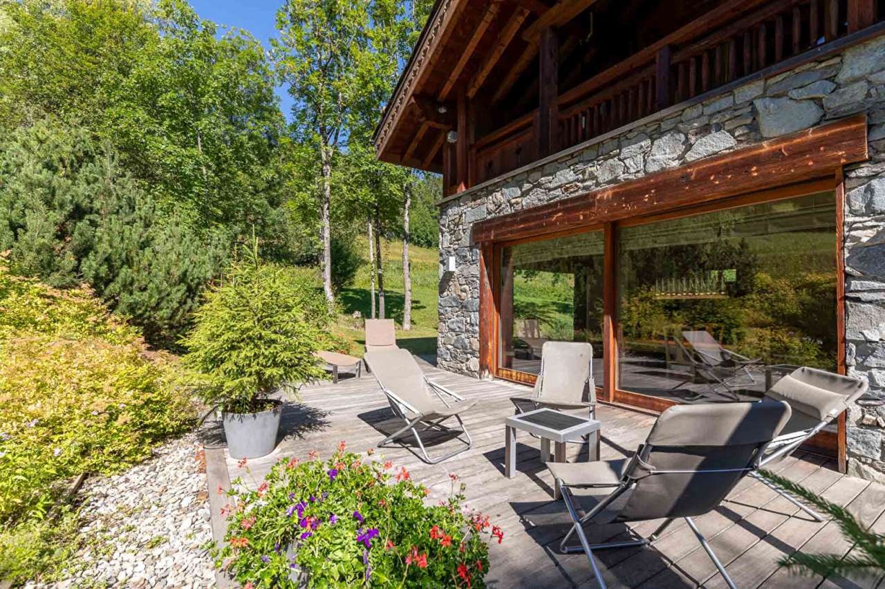 Quiet 4 bedroom Chalet for sale in Les Allues, Meribel, Rhone-Alpes