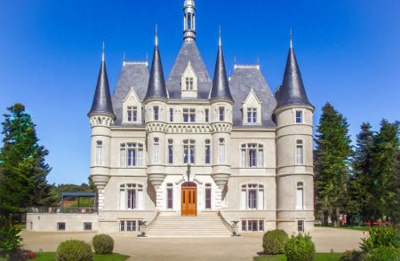 Fairytale chateau in Poitou-Charentes
