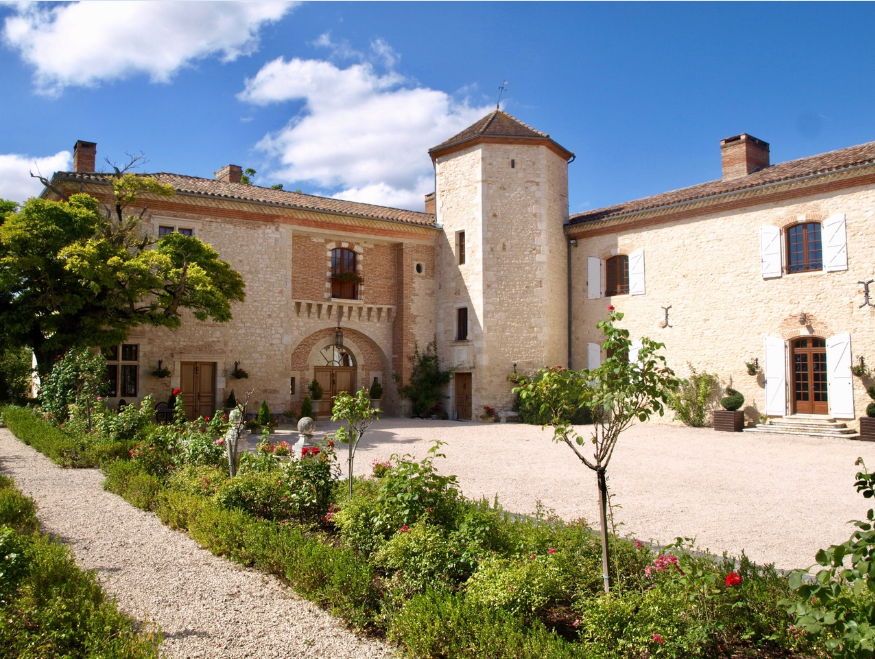 Holiday let chateau for sale