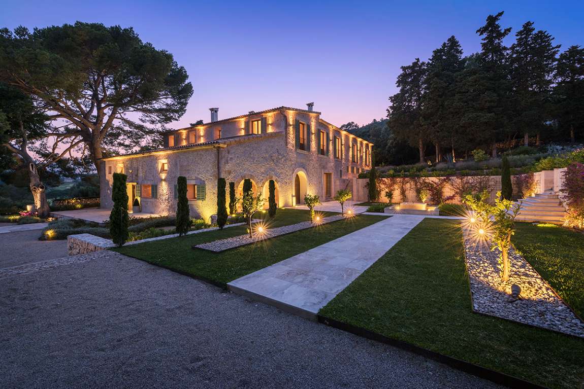 Spanish wedding venue Mallorca estate