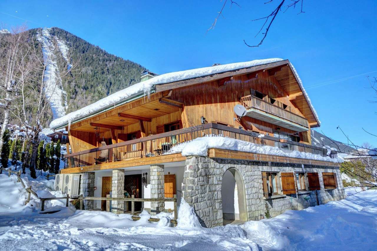 Chalet for sale in the heart of Chamonix