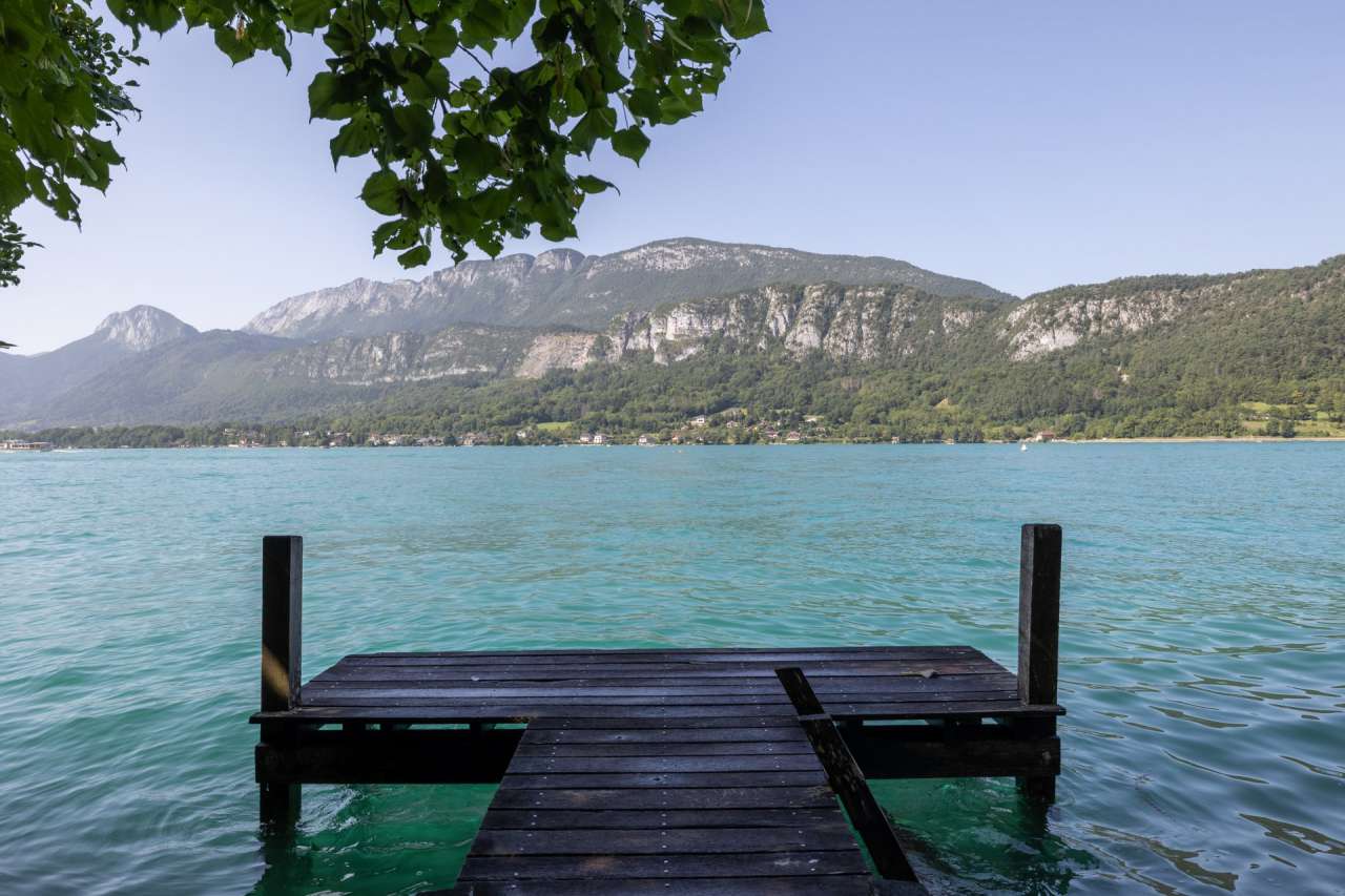 Chalet for sale  with mooring In Talloires Angon, Lake Annecy.