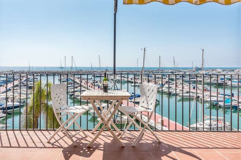  Puerto Banus marina apartment for sale